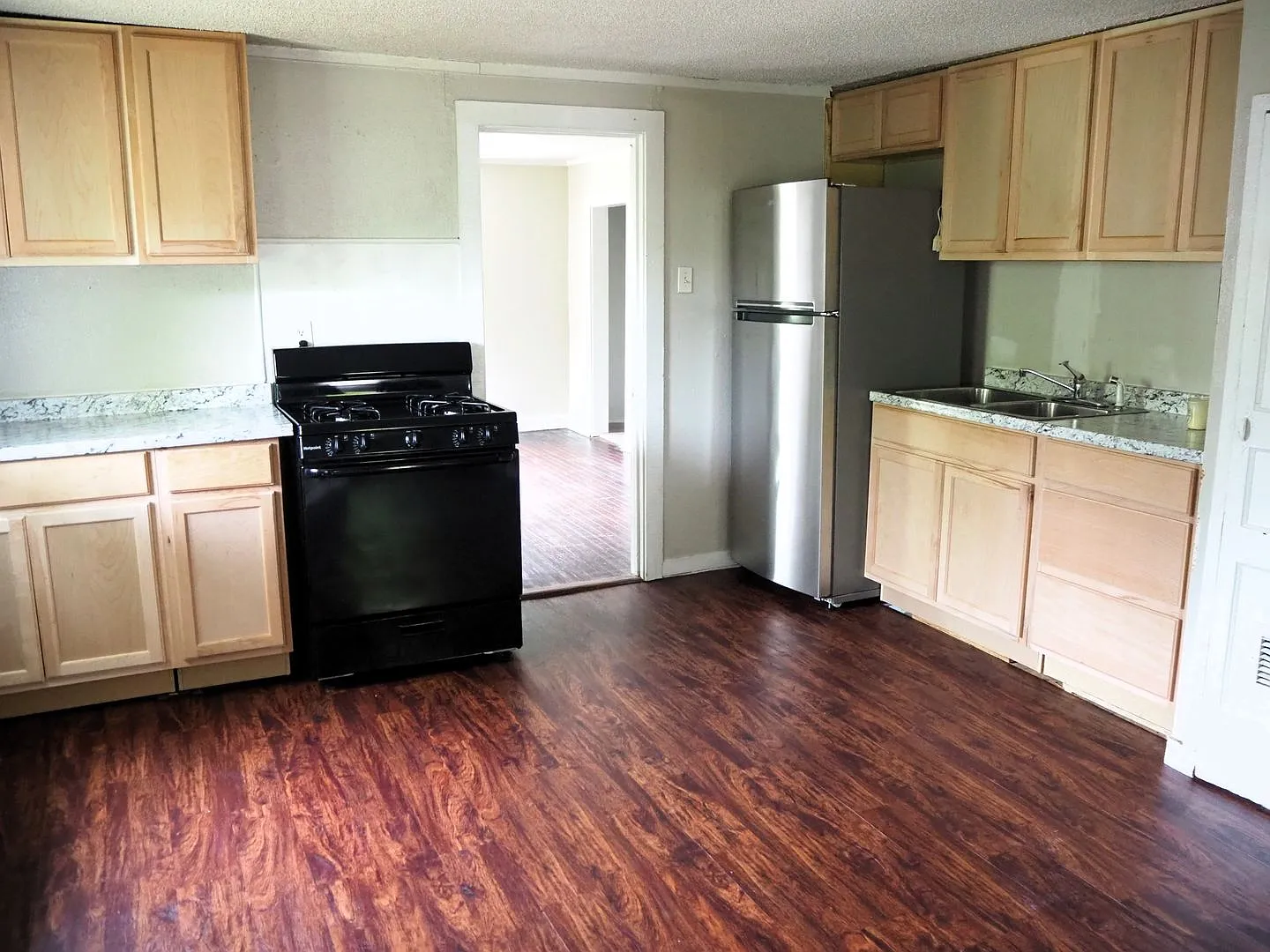 1 Bed - 1 Bath House near UNT — Photo 4