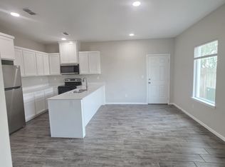 425 E Acacia Ave #4, Alamo, TX 78516