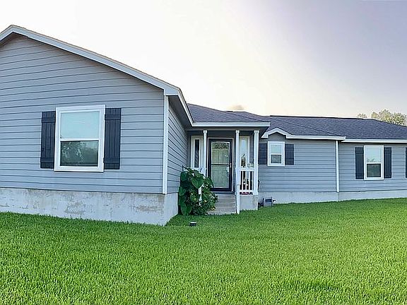 3rd image of 172 County Road 394
