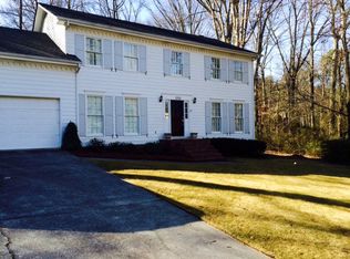 1702 Westchester Dr, Dalton, GA 30720