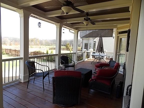 3rd image of 21 River Shoals Dr