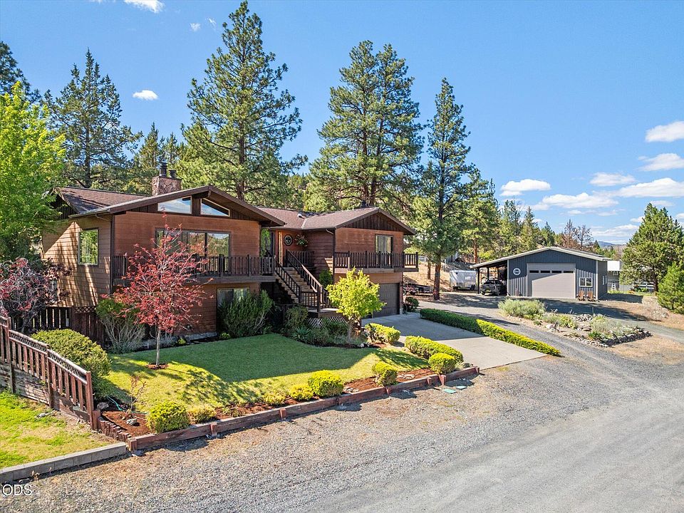 1st image of 208 Adam Dr