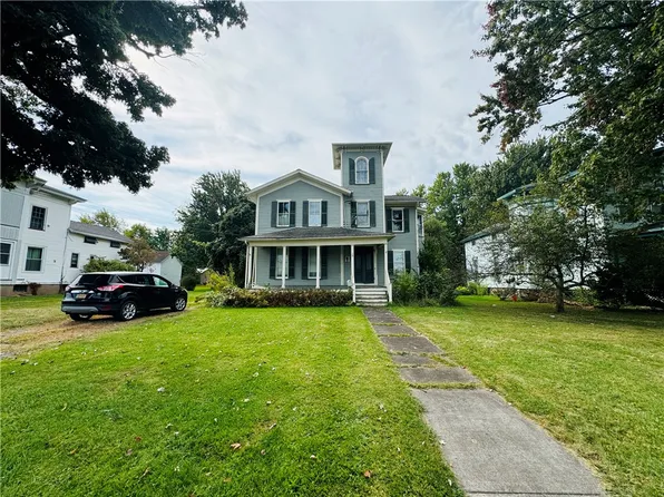 18 West Ave, Albion, NY 14411