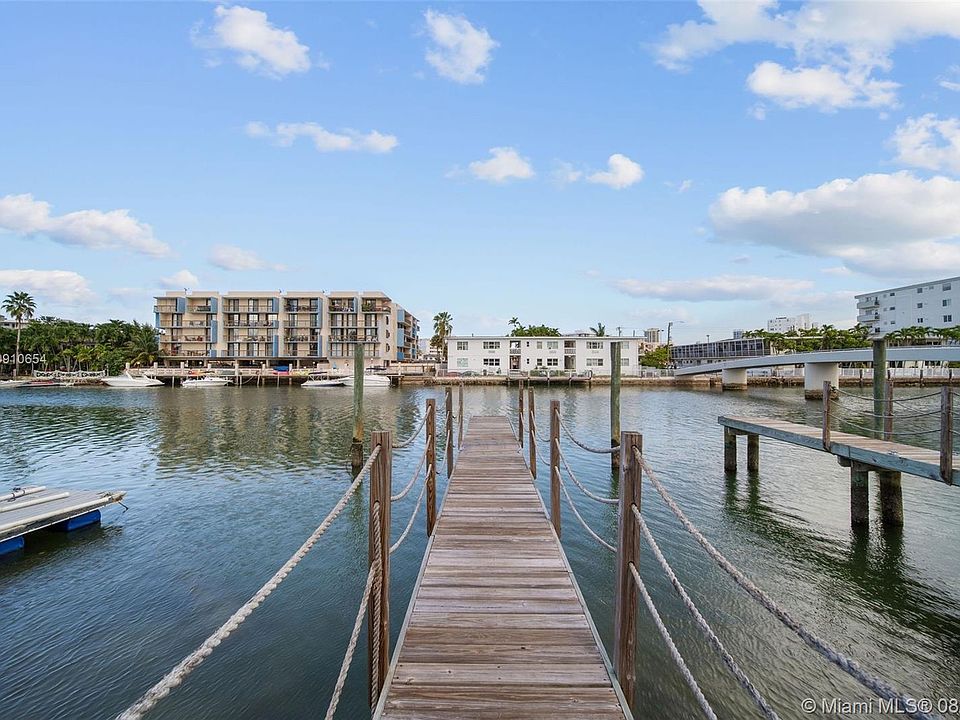 1st image of 8101 Crespi Blvd #506