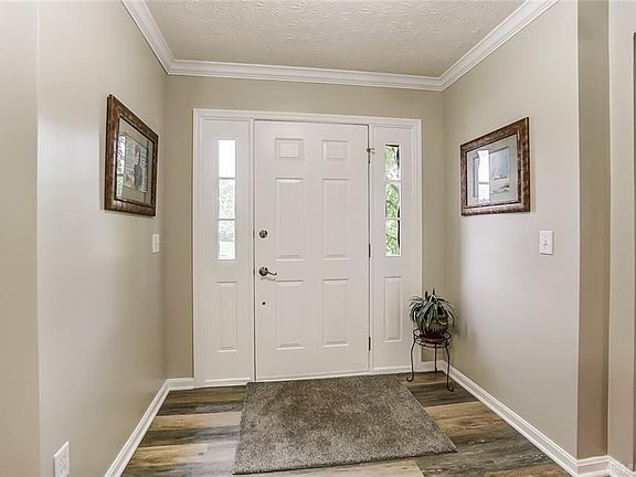 3rd image of 2239 Appleblossom Dr