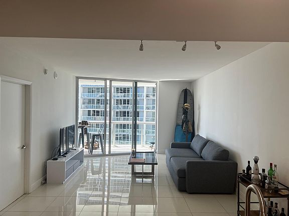 3rd image of 475 Brickell Ave APT 3511