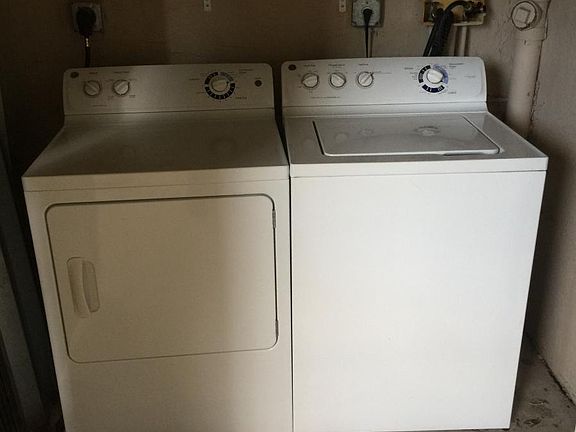 5th image of 230 SW 117th Ter #11105