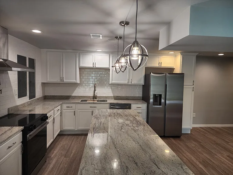 2915 Galahad Ct — Photo 4