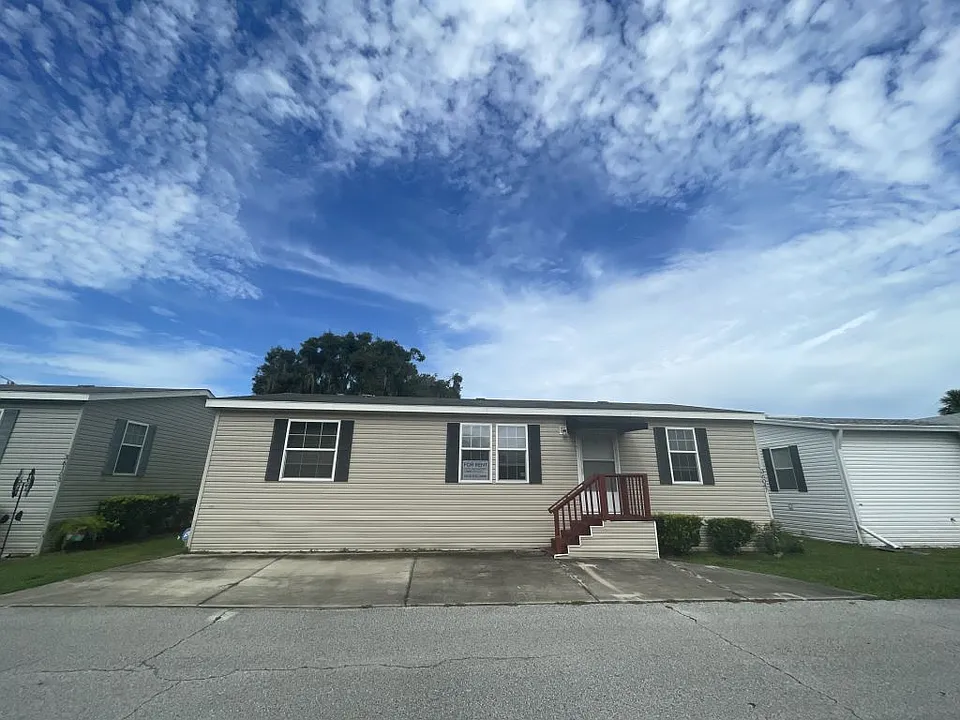 36047 Citrus Blvd #35