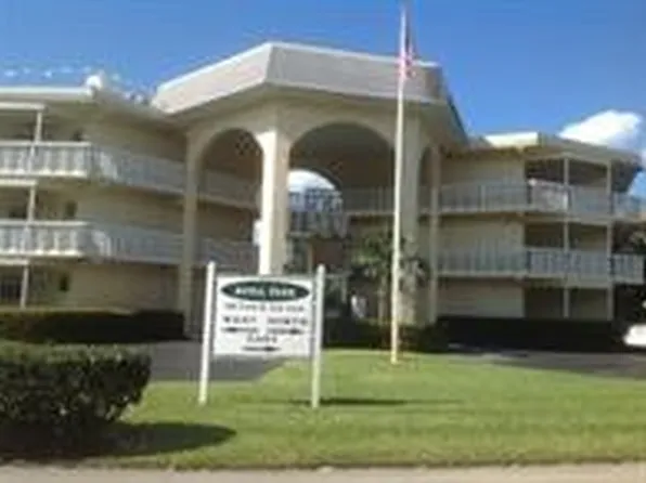 1100 Ponce De Leon Cir APT E306, Vero Beach, FL 32960