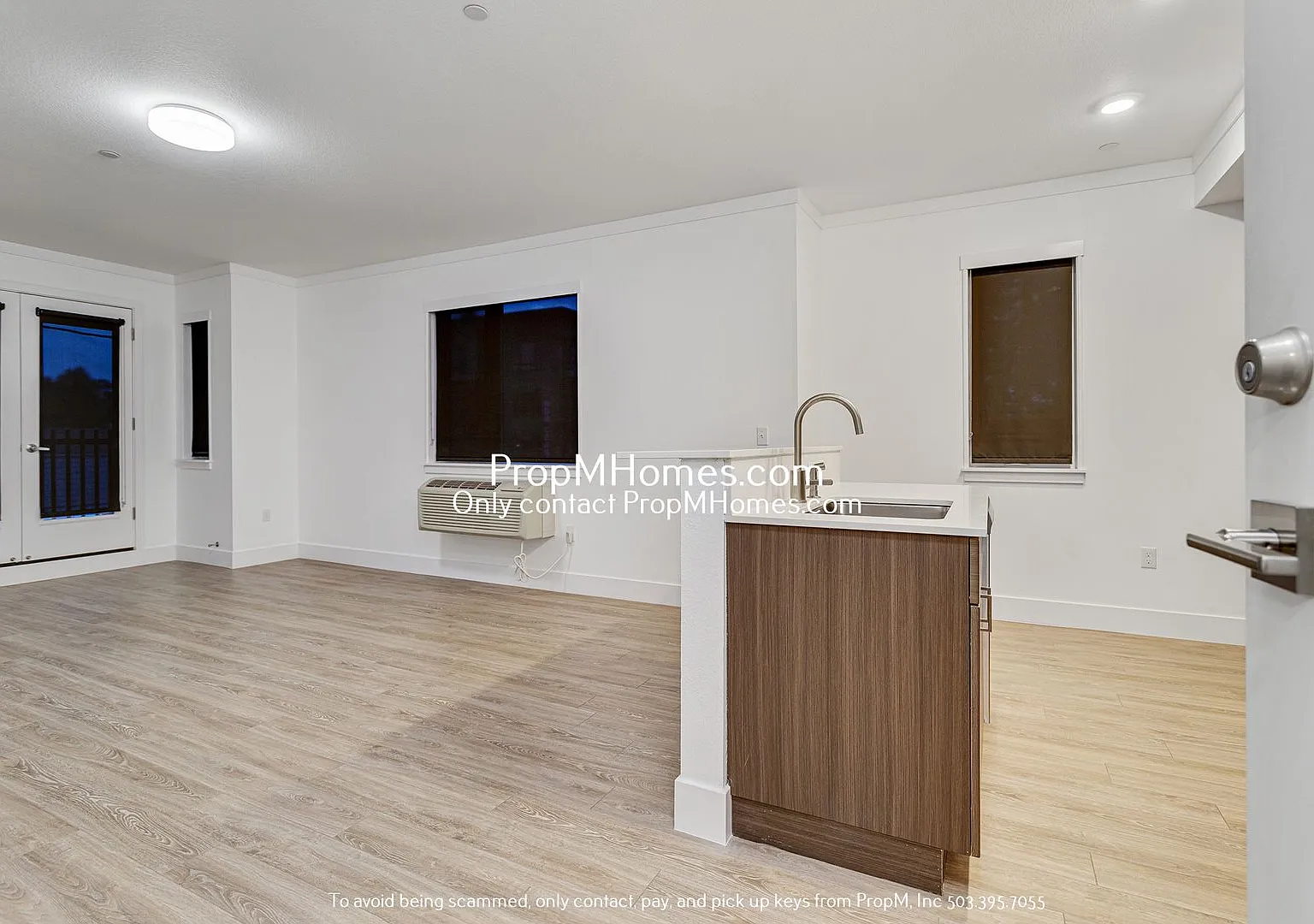 Updated Two Story Unit in SE Quartz Counters + A/C! — Photo 3