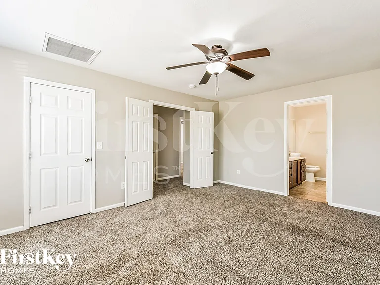 848 E Morelos St — Photo 9