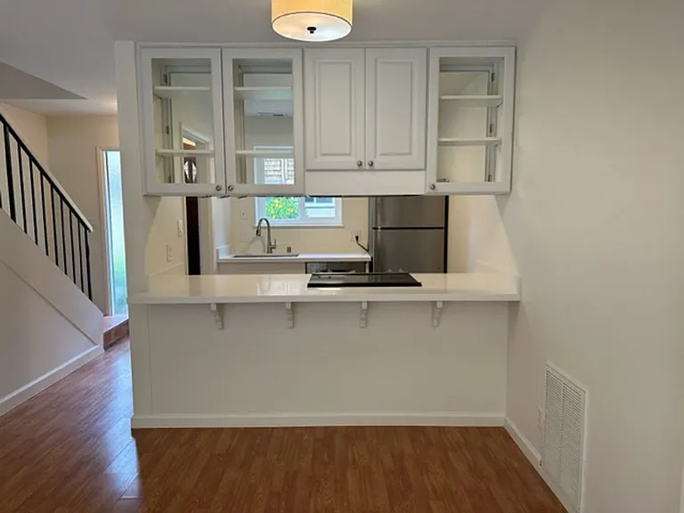 19 Pixley Ave — Photo 13
