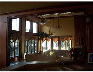 5th image of 1412 Stonebridge Dr