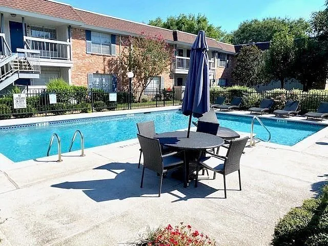 2350 Bering Dr #8 — Photo 14