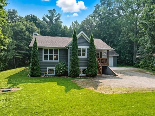 3946 Bay Shore Dr, Sturgeon Bay, WI 54235