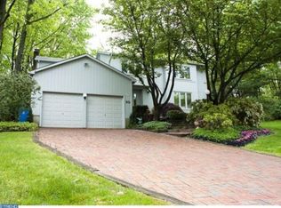 10 Roland Ct, Cherry Hill, NJ 08003