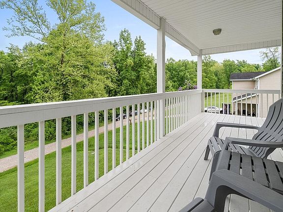 5th image of 626 Township Road 1287