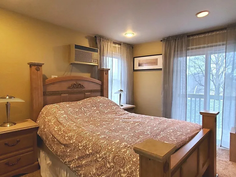 1353 Cunat Ct #2B — Photo 16