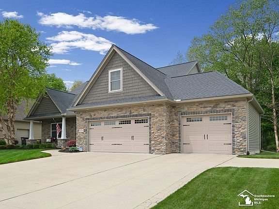 3rd image of 6606 Summerlyn Blvd