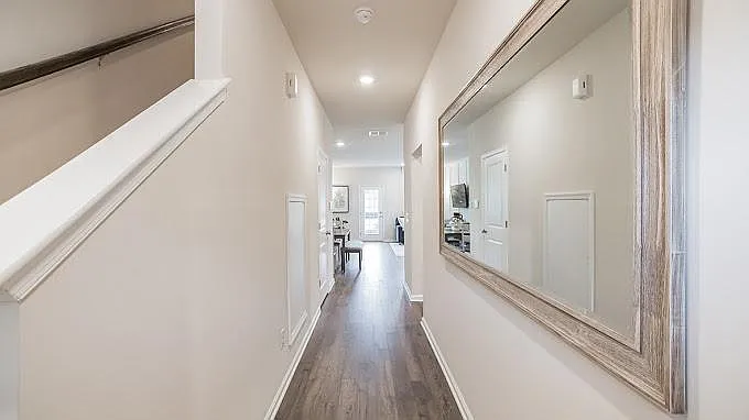 3 bed, 2.5 bath, 1500 sqft, $2,900 — Photo 4