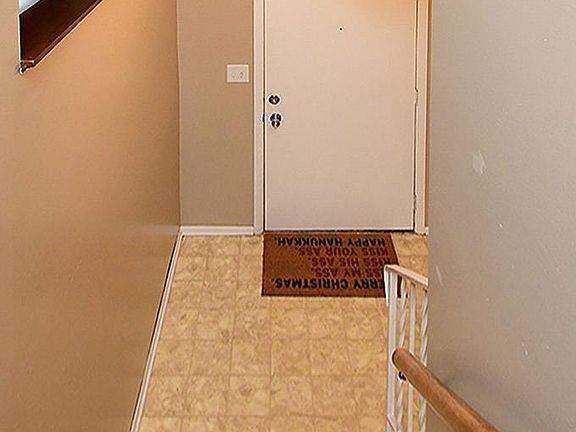 4th image of 421 Sante Fe Trl