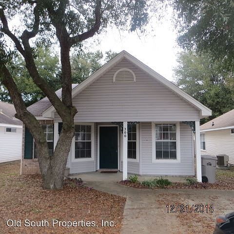 1st image of 200 Wildflower Ln
