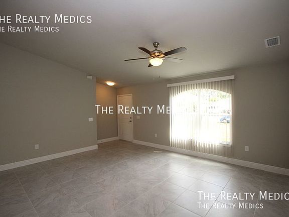 3rd image of 1572 Elmhurst Cir SE