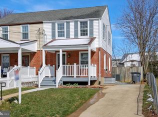 5863 Monticello Rd, Alexandria, VA 22303