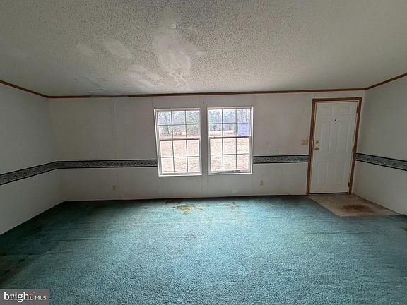 5th image of 8217 Hurleys Neck Rd