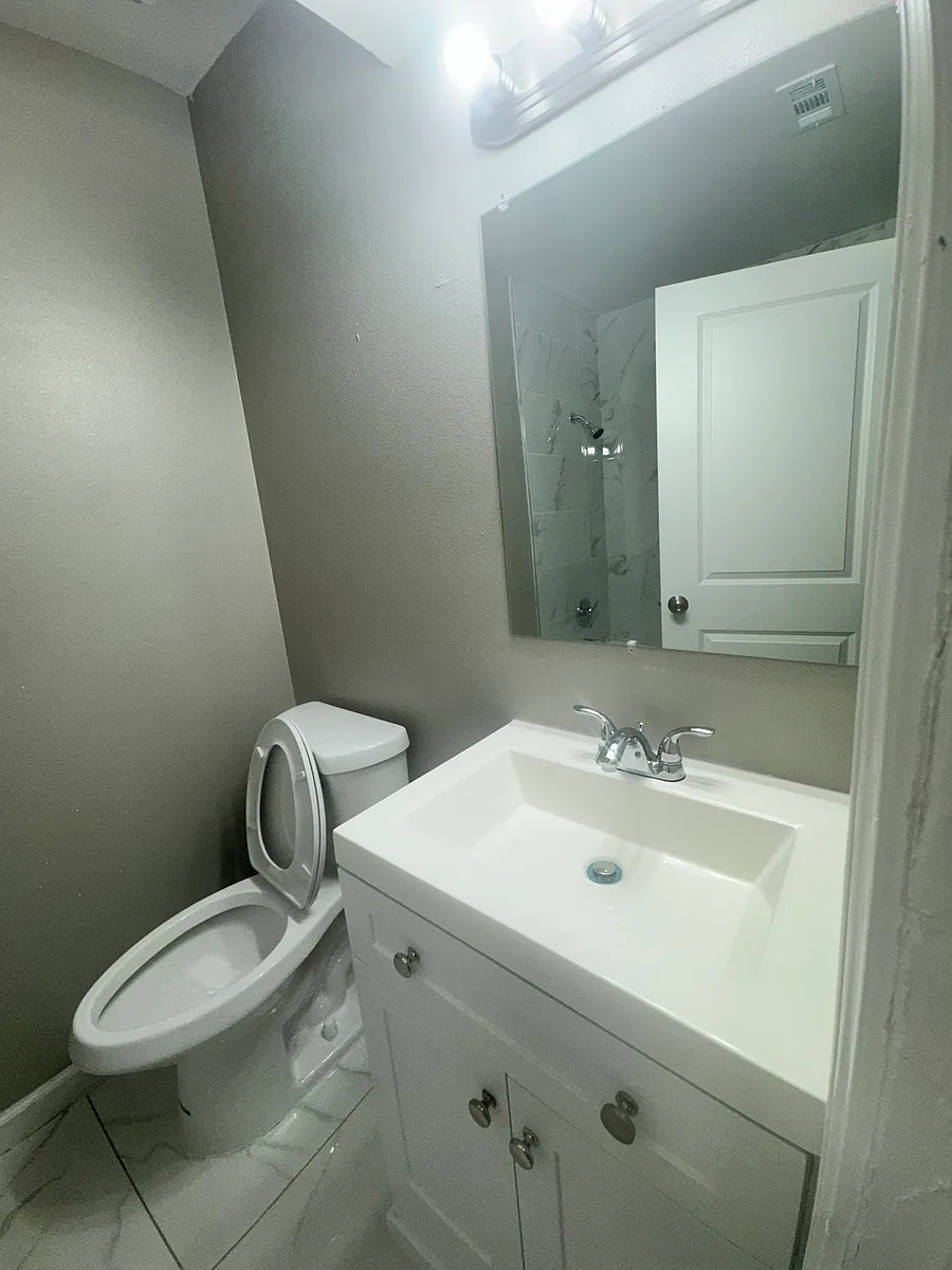 Building Photo - 8308 Porche Dr #303