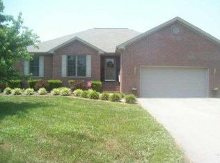 507 Cambridge Dr, Hopkinsville, KY 42240