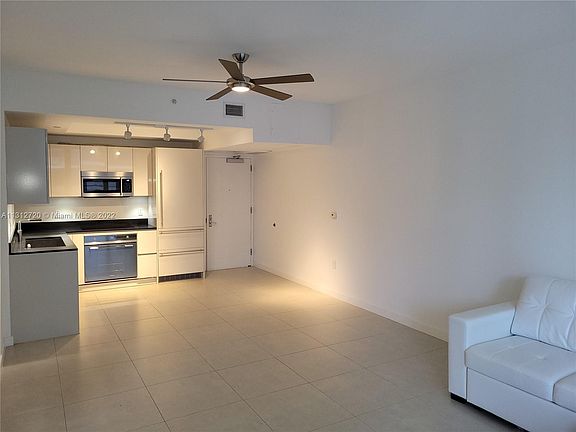 2nd image of 1010 Brickell Ave #4807R