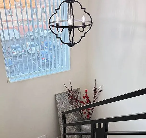 4704 Florence Ave — Photo 2