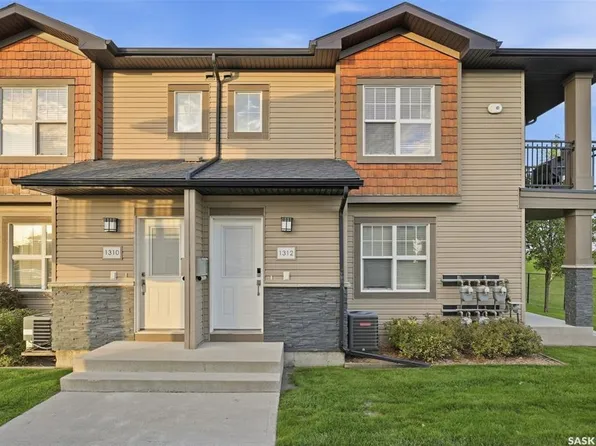 UNIT 1312-1015 Patrick CRESCENT, Saskatoon, SK S7W 0M5