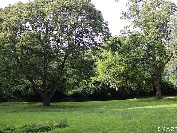4th image of 159 Merryall Road