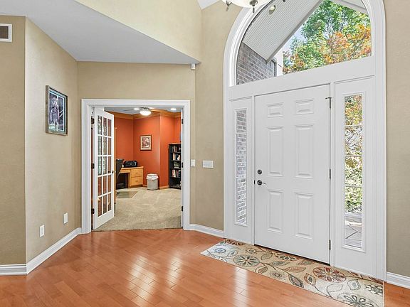 5th image of 7609 Billingsley Woods Dr
