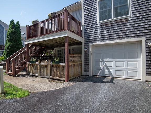 3rd image of 68 Gold Leaf Ln Unit 68