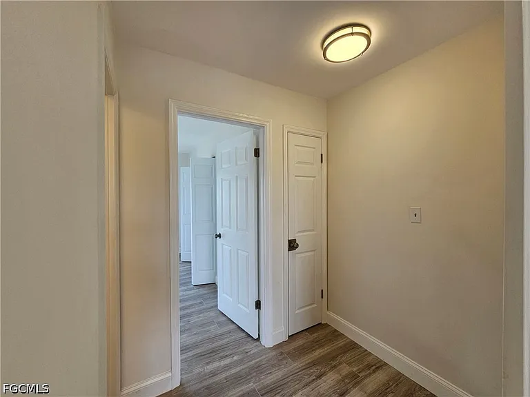 864 Courtington Ln #12 — Photo 21