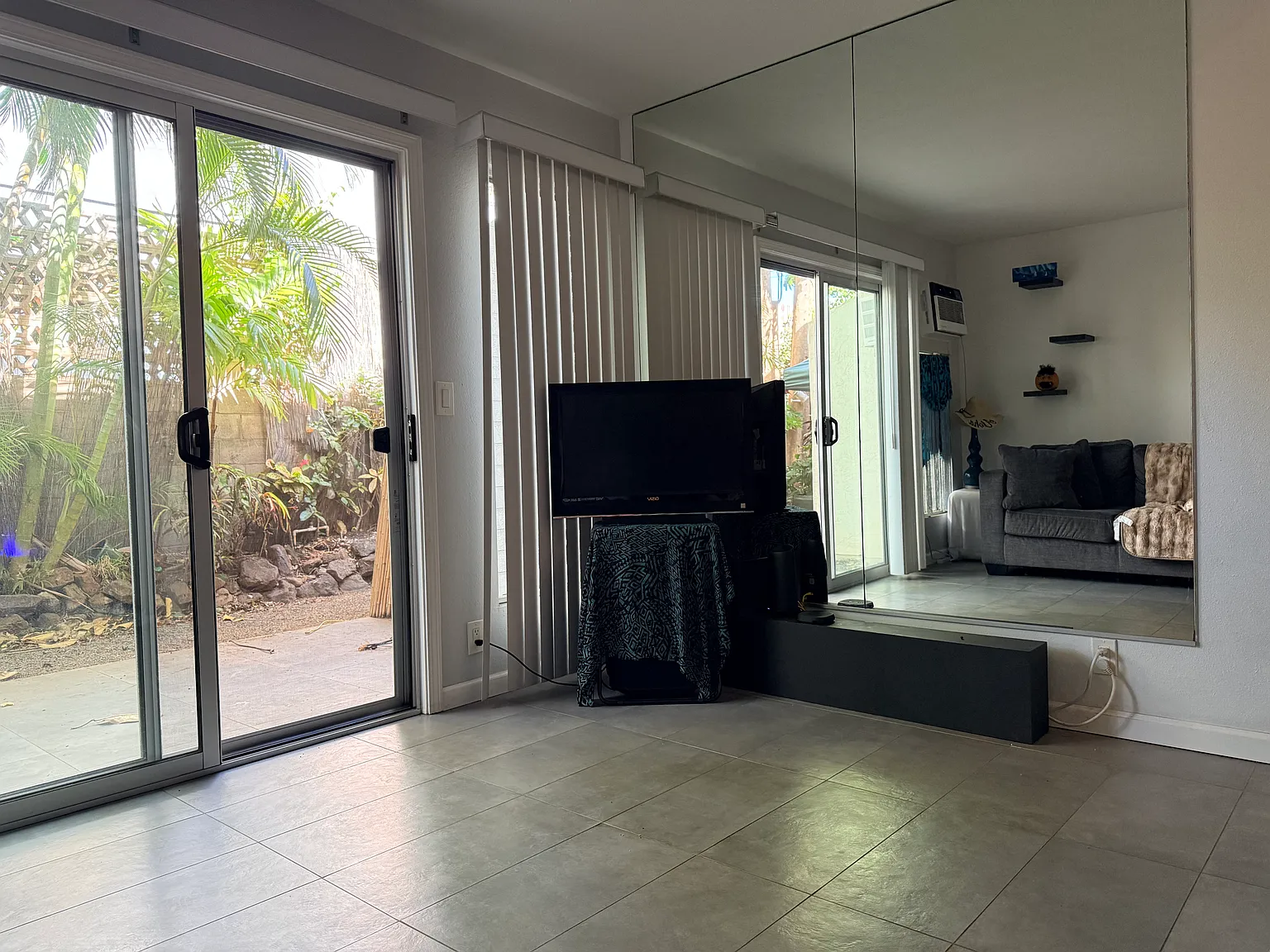 2 bed, 1100 sqft, $1,500 — Photo 1