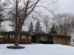 109 E 135th St, Burnsville, MN 55337