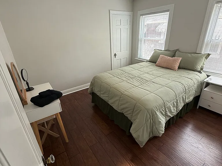 2435 Emil Ave — Photo 9