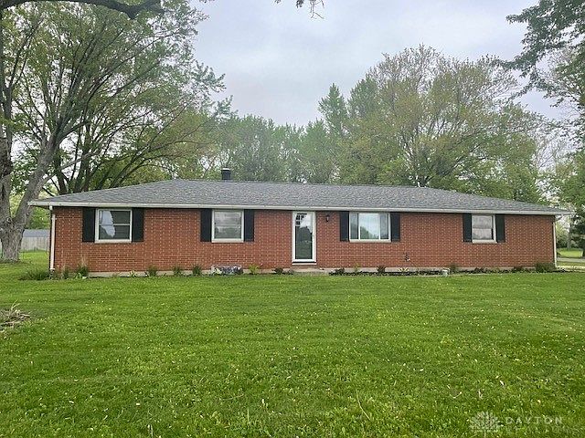 1st image of 1660 Woodlawn Dr