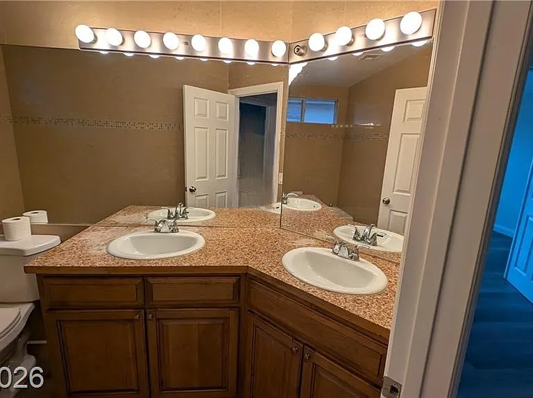 2670 Ridgewater Cir — Photo 19
