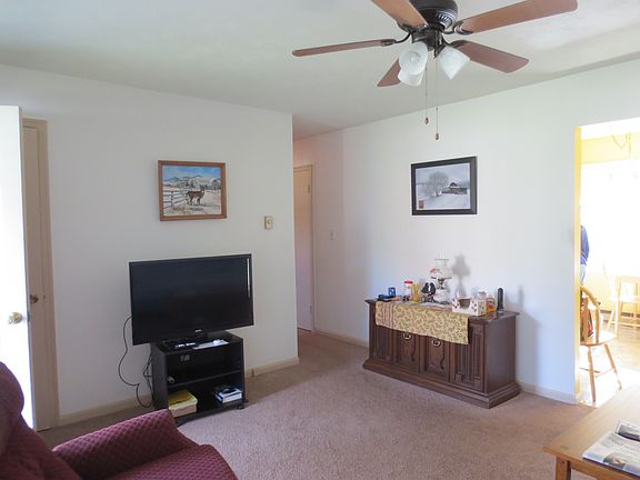 4th image of 2721 Vassar St