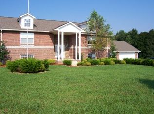 7600 Hilham Rd, Cookeville, TN 38506