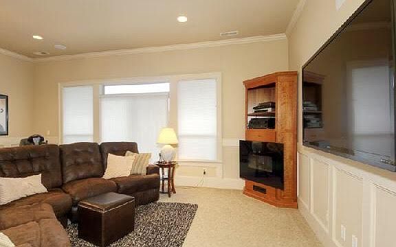 5th image of 9404 SW Boones Ferry Rd