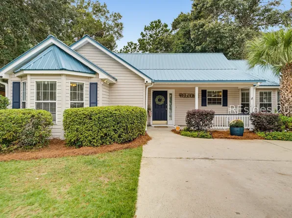 11 Lucerne Avenue, Beaufort, SC 29907