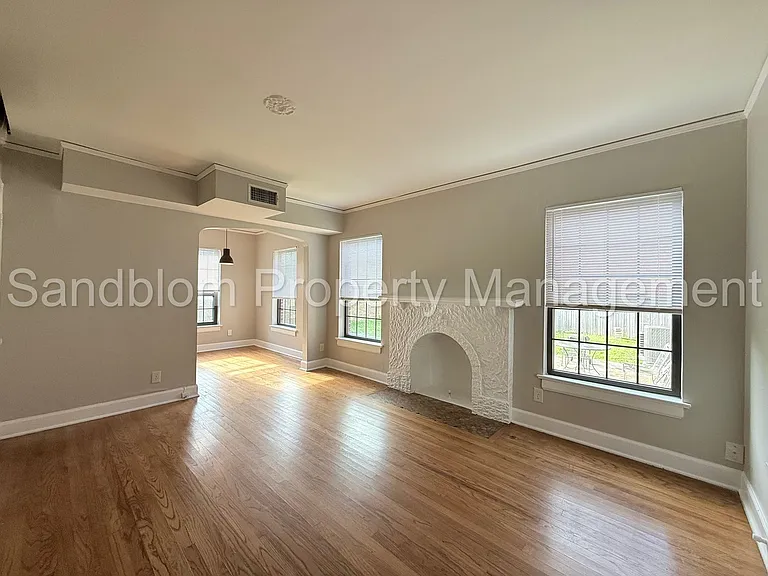 1817 S Baltimore Ave — Photo 3