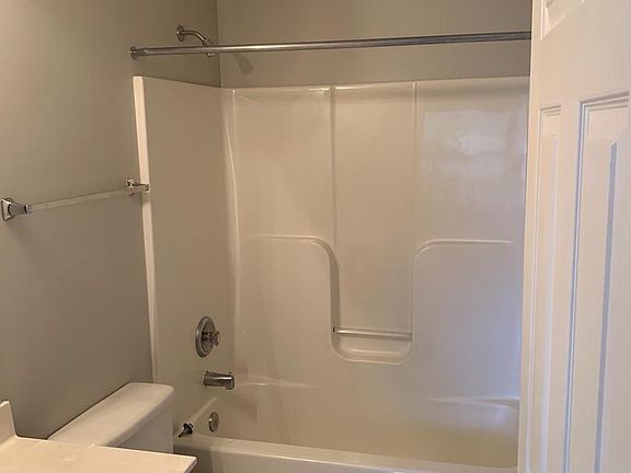5th image of 10600 Tidewater Plains Dr